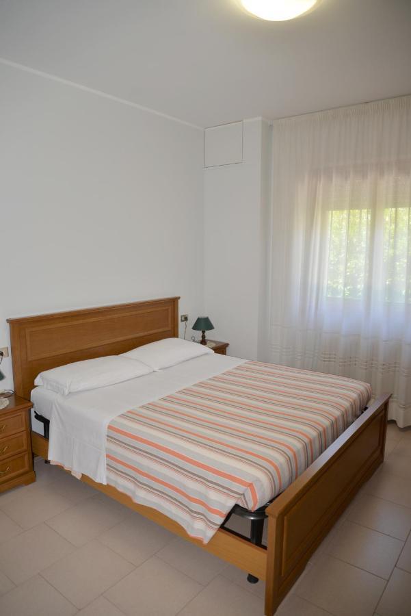 Camere Tiziana Assisi Luaran gambar