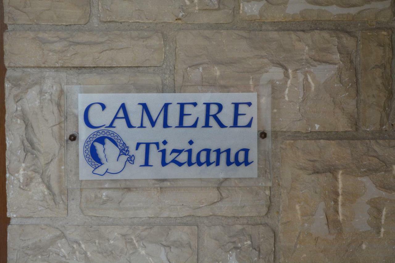 Camere Tiziana Assisi Luaran gambar